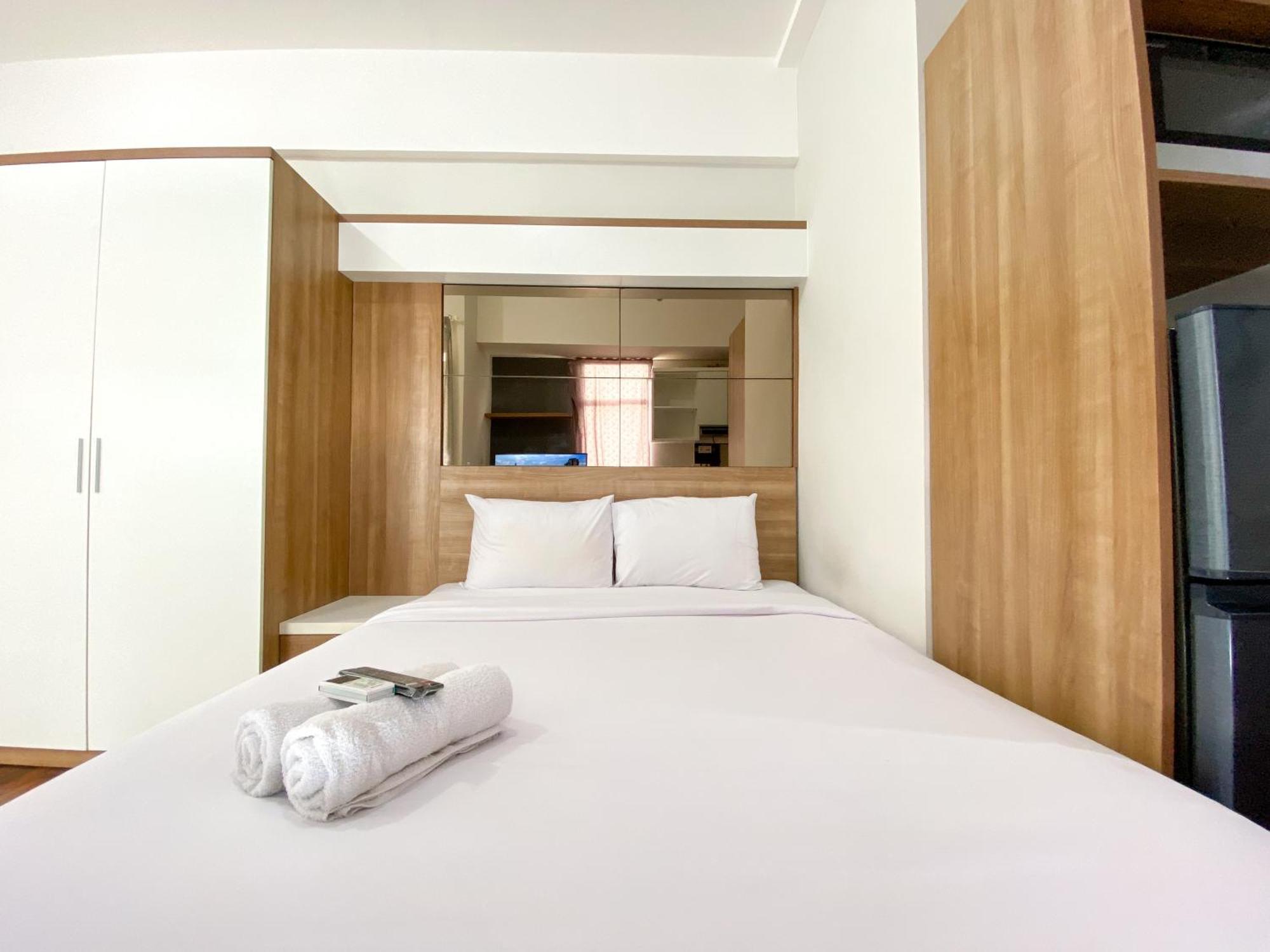Apartemen Modern Look And Warm At Vasanta Innopark By Travelio *