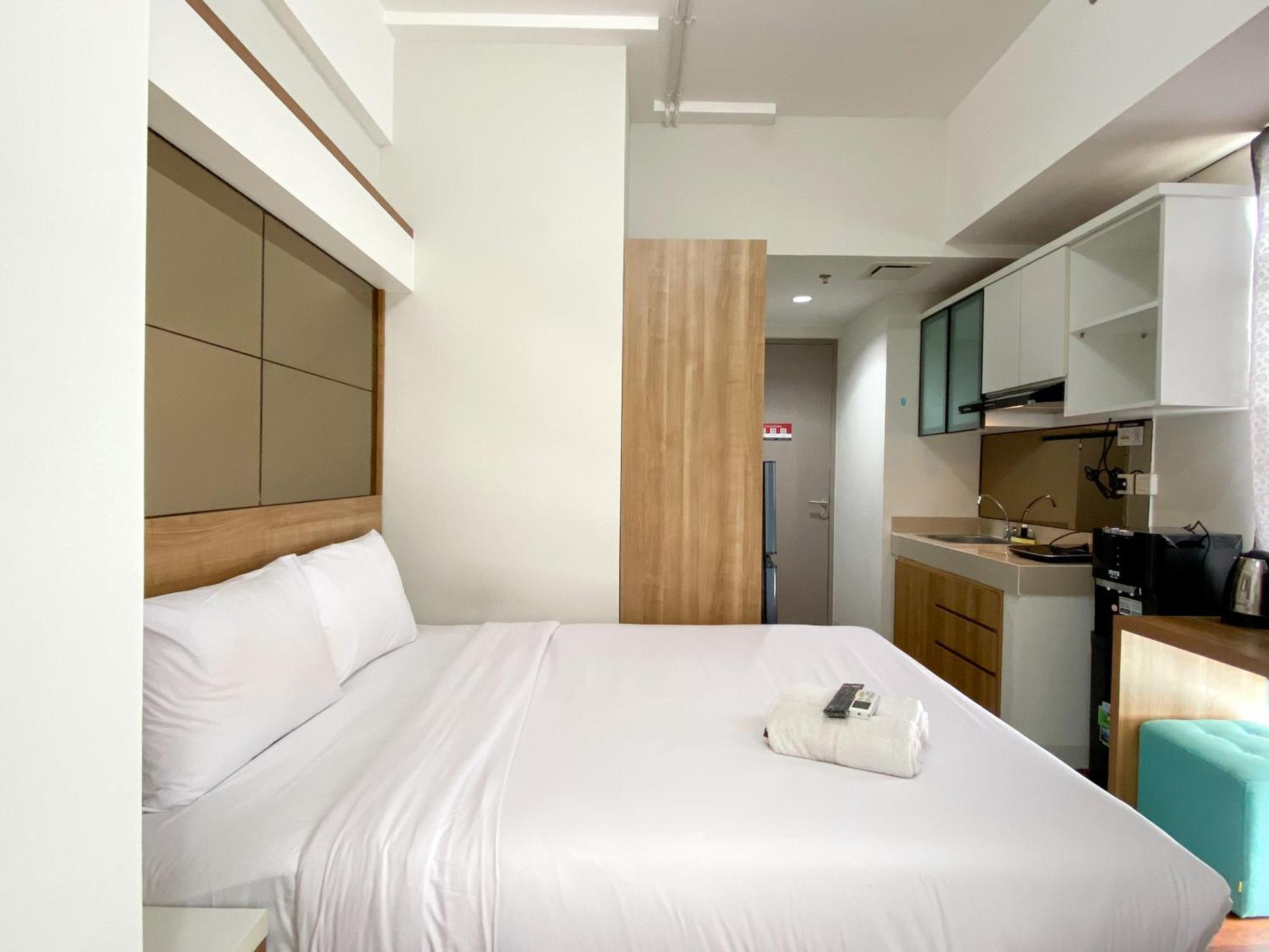 Modern Look And Warm At Vasanta Innopark By Travelio Apartemen *